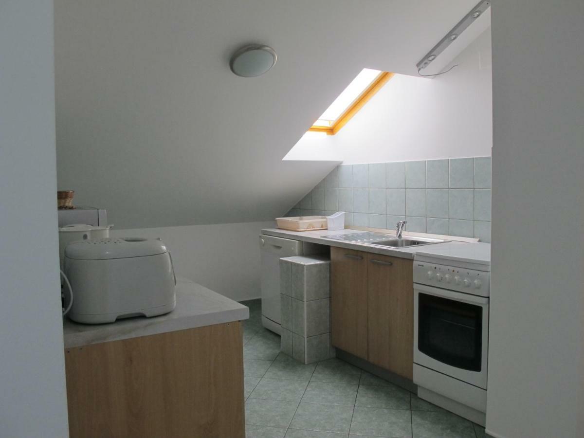 Apartmani Stille Karlobag Ngoại thất bức ảnh